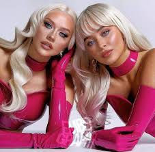 Sabrina Carpenter e Christina Aguilera aparecem juntas e enlouquecem os fãs; VEJA VÍDEO