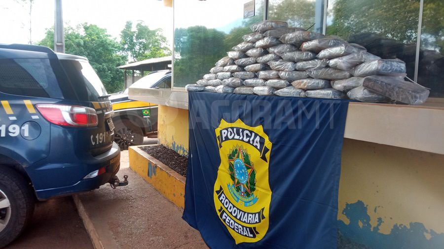 Operação na BR-070 captura suspeito com grande quantidade de “supermaconha” escondida em picape