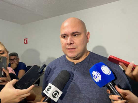 Abilio fez várias críticas à atuação da Arsec e acusou as empresas reguladas de se unirem para beneficiar umas às outras