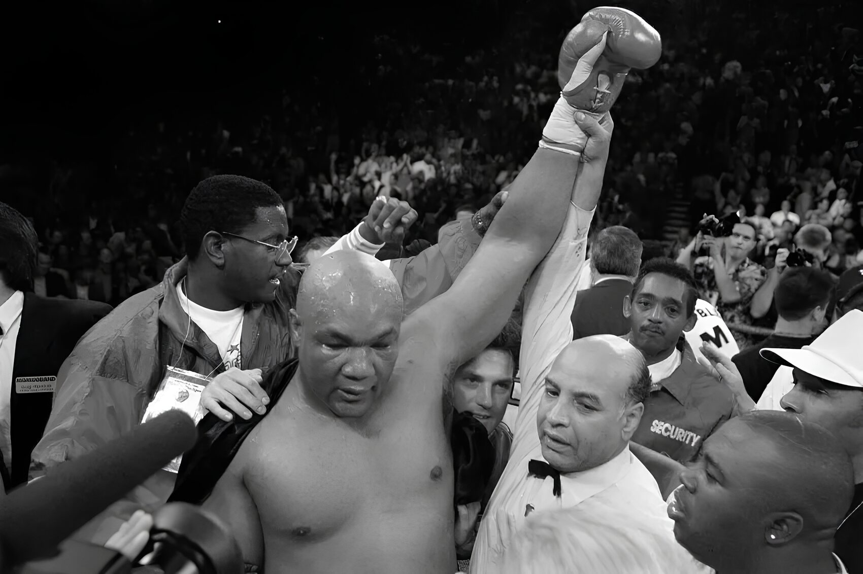 Luto no Boxe: George Foreman, a lenda que sobreviveu a si mesmo até o fim