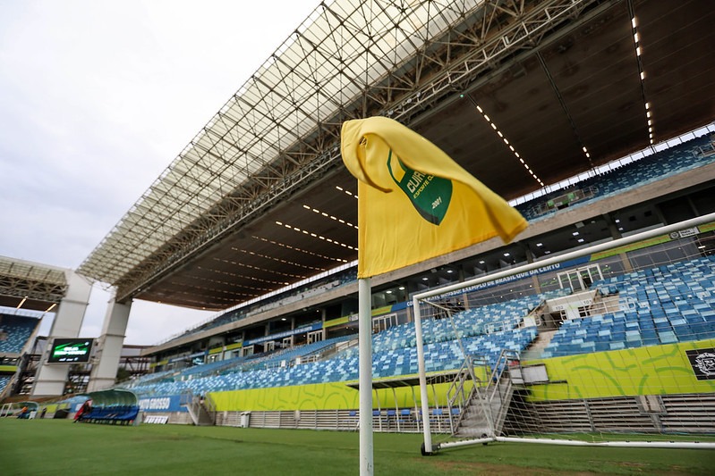 Cuiabá x Chapecoense: confronto direto pelo acesso agita a Arena Pantanal na Série B