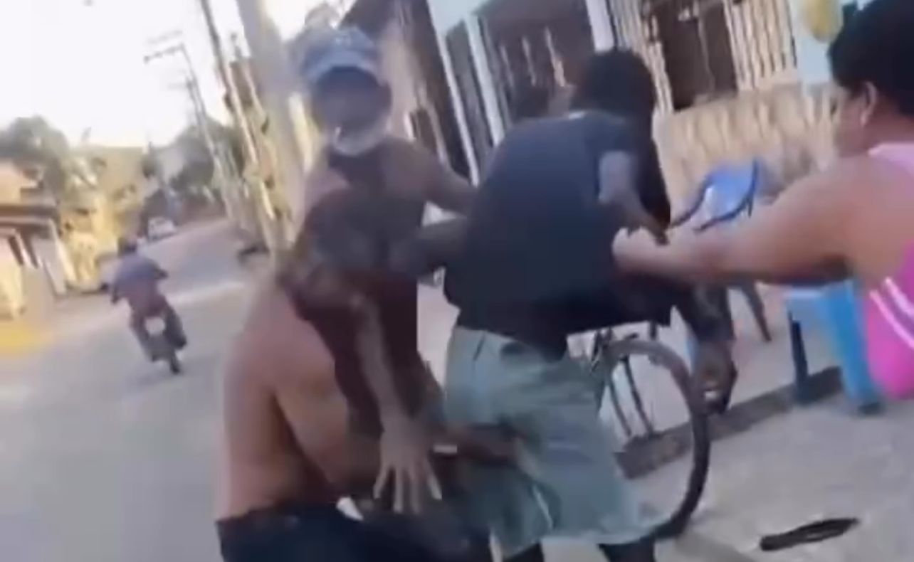 Homens saem no soco por última dose de cachaça