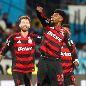 Racing pressiona, Rossi brilha, e Flamengo carimba vaga na final da Libertadores 2025