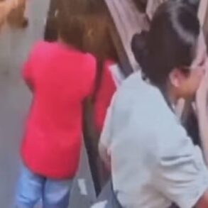 Funcionária denuncia agressão de gerente em restaurante; veja vídeo