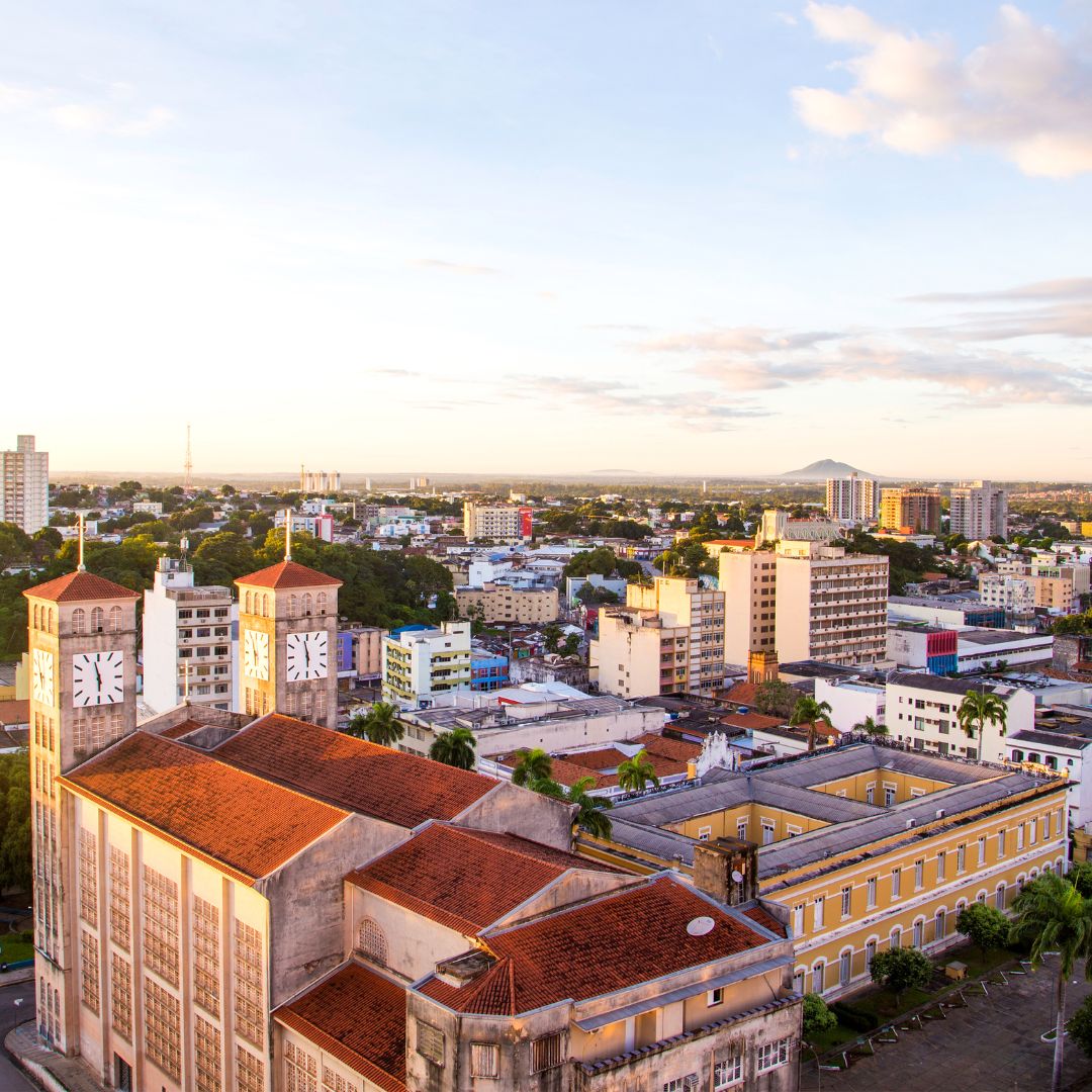Cuiabá enfrenta uma semana com previsões de chuvas e temperaturas até 35°C