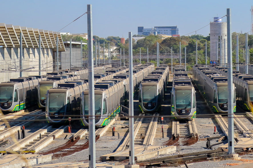 Venda de vagões do VLT