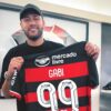 Neymar foi ao Maracanã assistir o jogo entre Flamengo e Grêmio