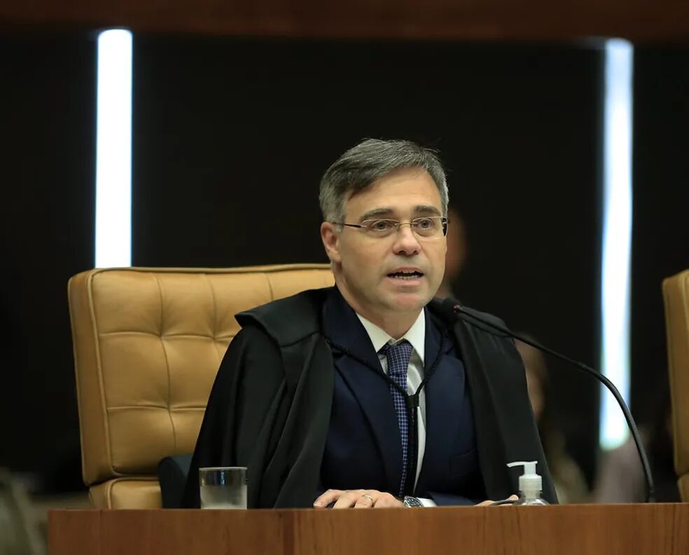 André Mendonça assume no TSE