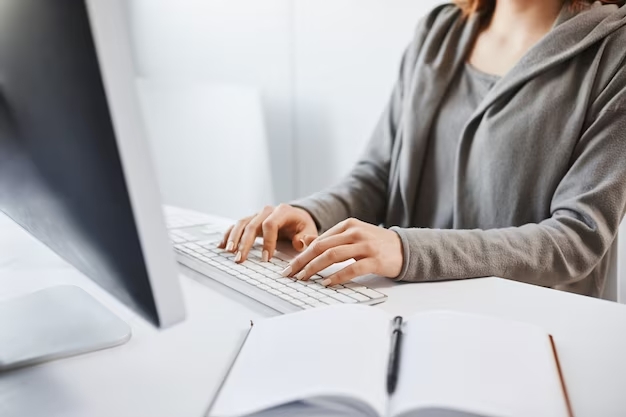 Projeto de Lei busca criminalizar violência on-line contra mulheres em Mato Grosso