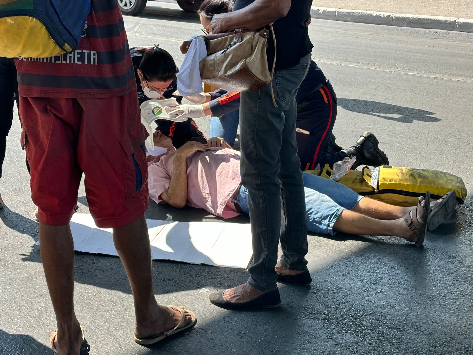 Idoso é atropelado ao tentar atravessar avenida do CPA, em Cuiabá