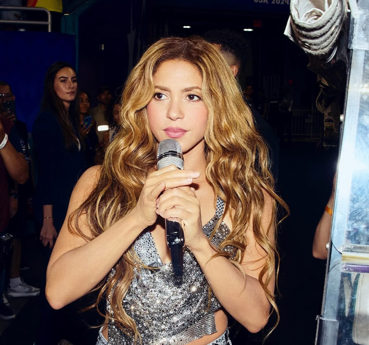 Imperdível! Shakira traz turnê "Las Mujeres Ya No Lloran" ao Brasil em