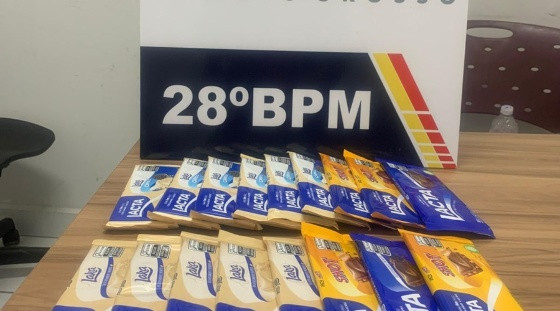Homem é preso após colocar 17 barras de chocolate dentro de calça e furtá-las em MT