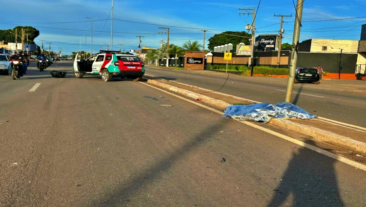 Motociclista Morre Após Violenta Colisão Contra Poste