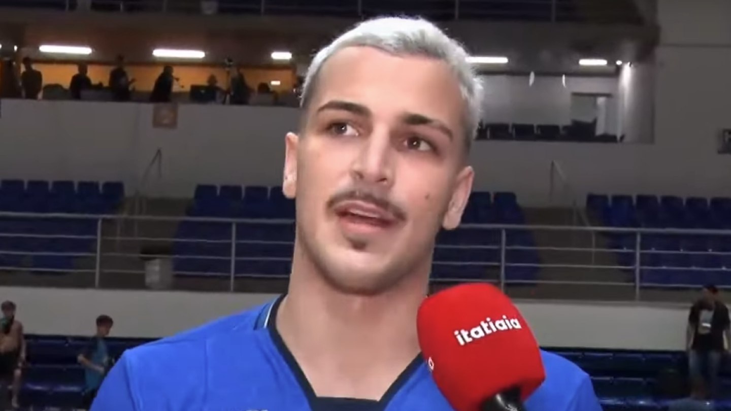 Futsal: Sem jogar um minuto, Léo Brandão vira herói nos pênaltis e emociona torcida do Minas