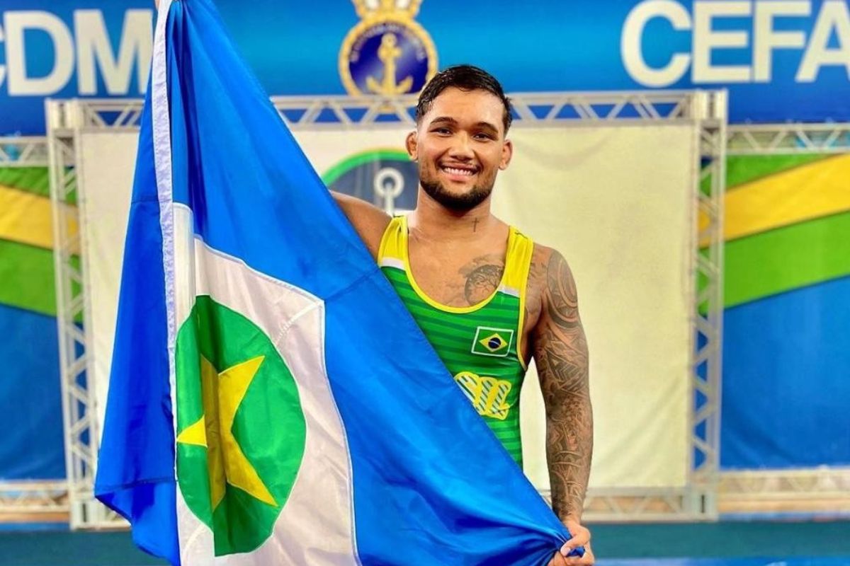 Cuiabano desafia gigantes no wrestling e se aproxima das Olimpíadas
