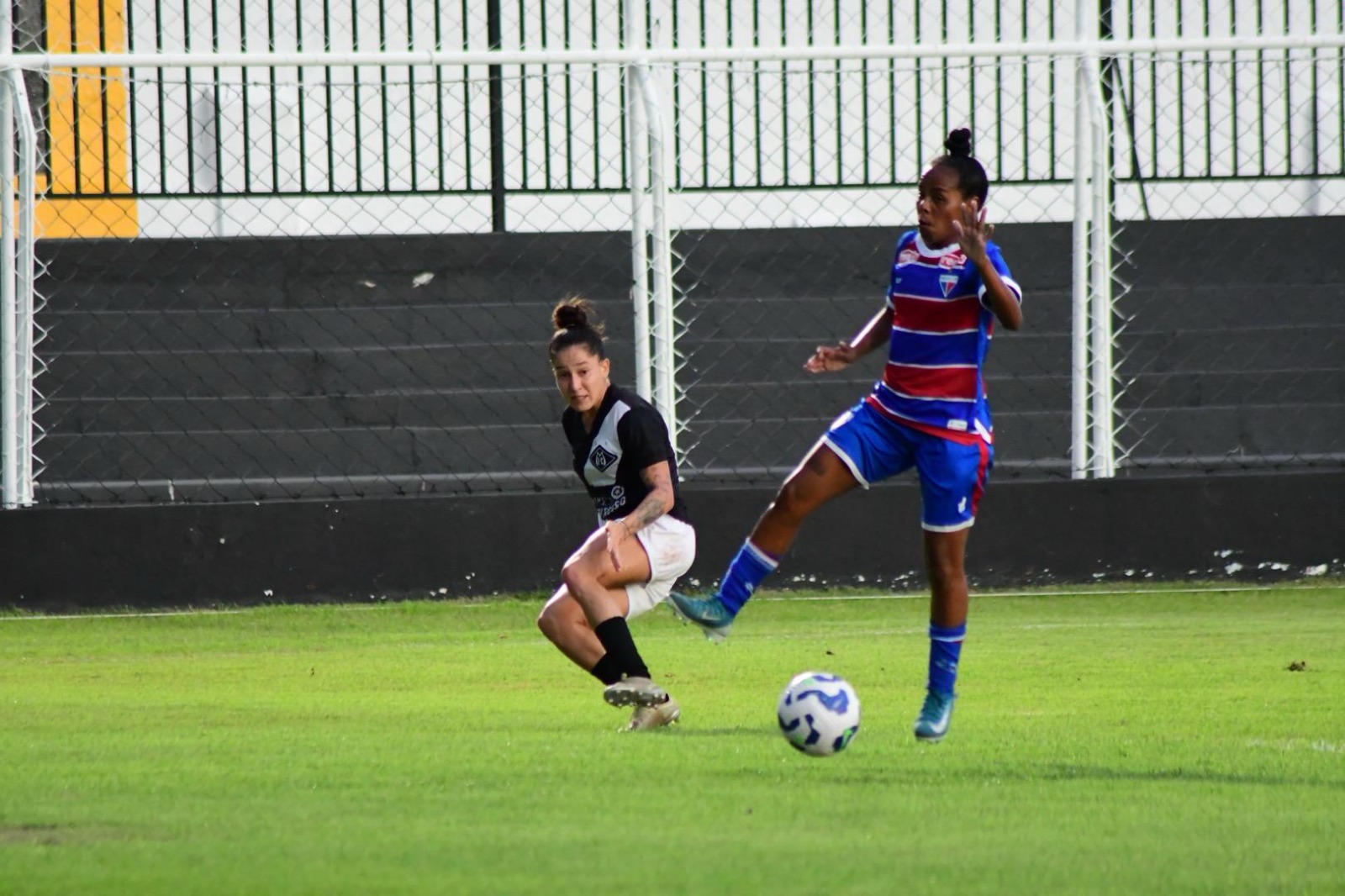 Mixto enfrenta Itacoatiara no Dutrinha em jogo chave da Série A2 Feminina