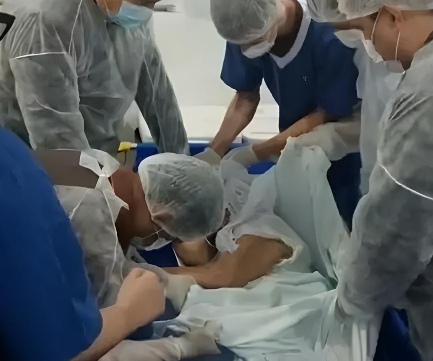 idosa realiza último desejo e é batizada na UTI de hospital em MT