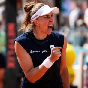 Bia Haddad vira jogo em Estrasburgo, vai à semifinal e embala para Roland Garros; veja