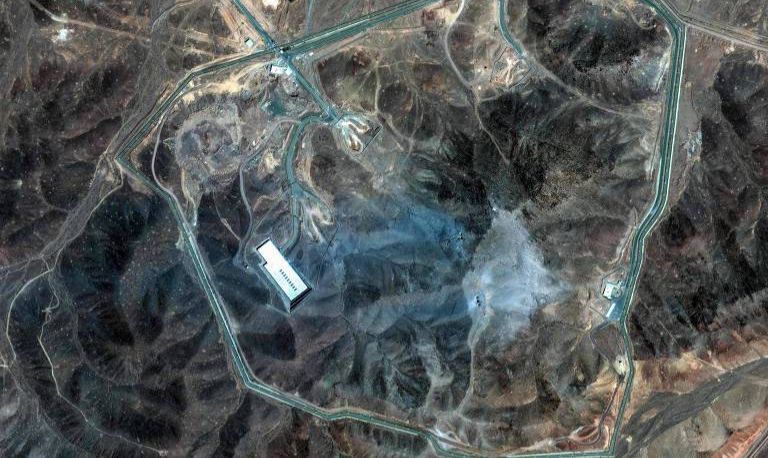 Imagens de satélite mostram a instalação nuclear de Fordow antes e depois do ataque dos EUA