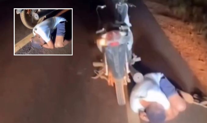 Homem é flagrado dormindo ao lado de motocicleta em rodovia do Piauí