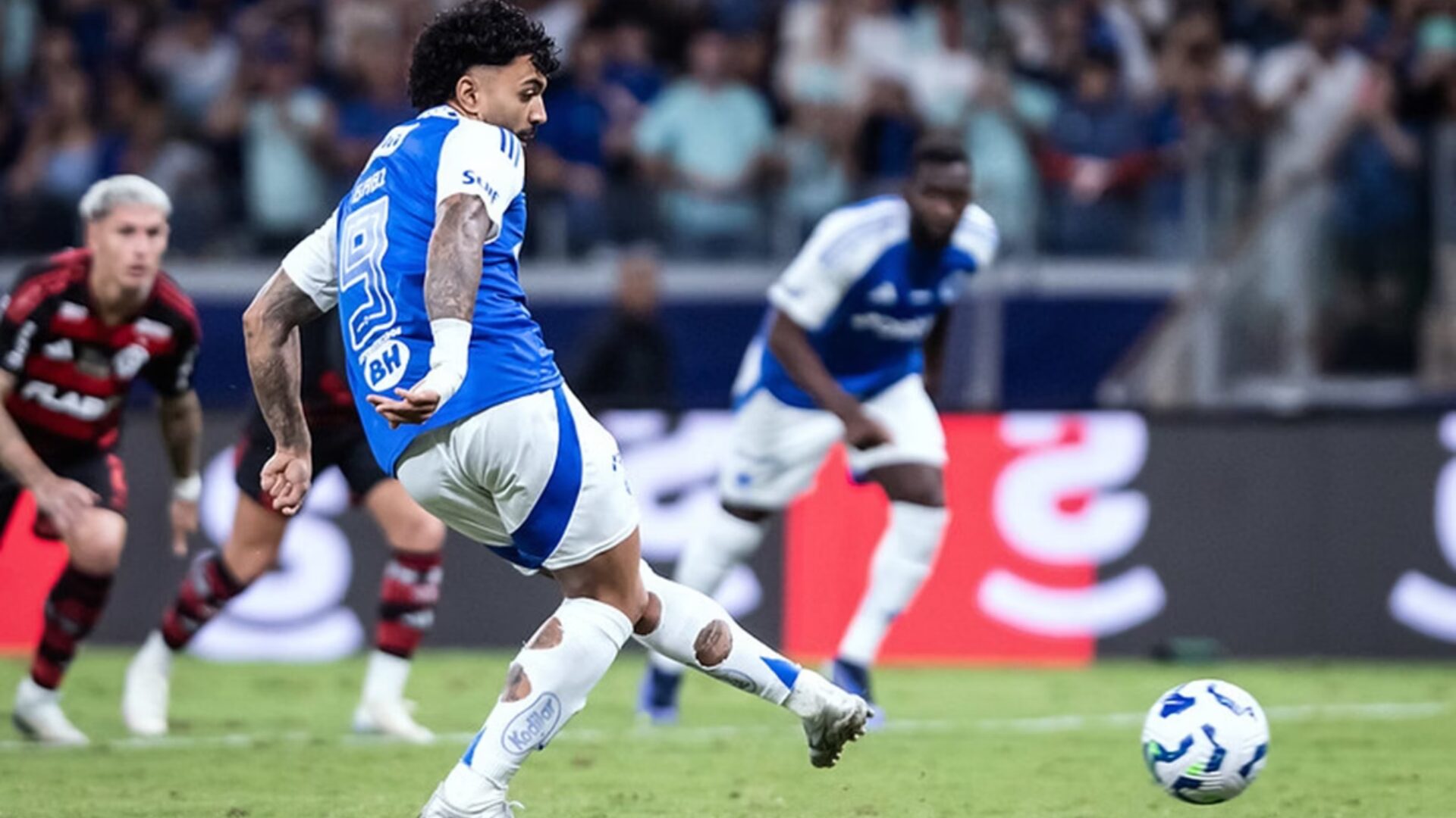 Com 118 gols Gabigol entra para o ranking histórico dos maiores artilheiros do Brasileirão; veja último gols