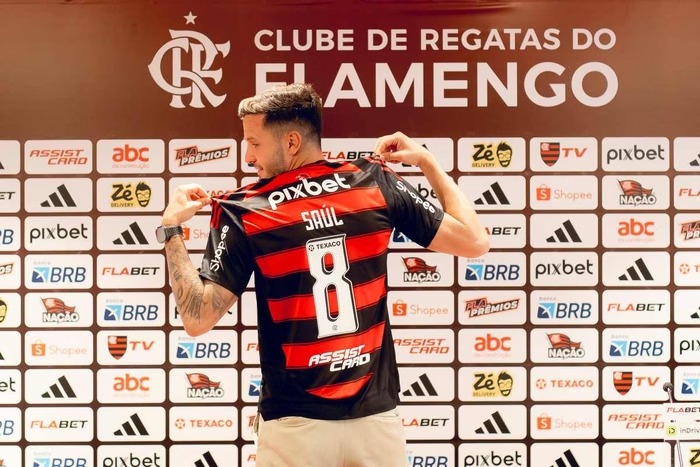 Vídeo: Flamengo surpreende e apresenta Saúl Ñíguez como reforço até 2028