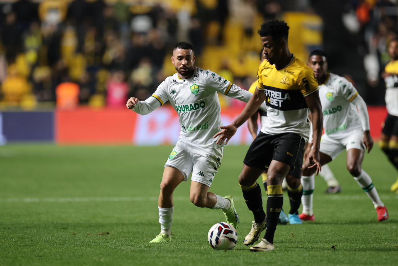 Derrota para o Criciúma tira Cuiabá do G4 e escancara limitações na reta final do 1º turno