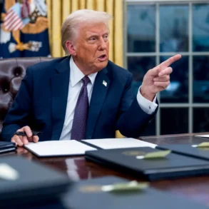 Trump reage a ameaça russa e envia submarinos nucleares para áreas estratégicas