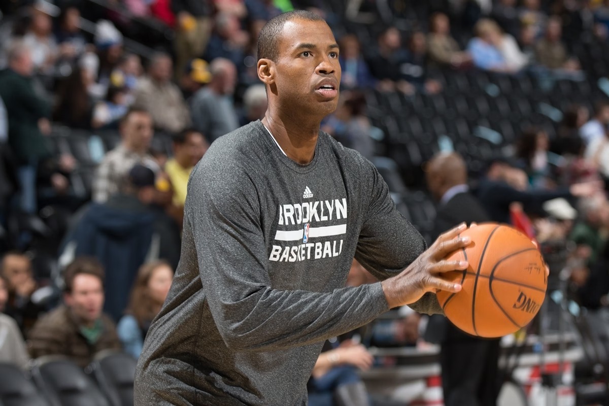 Jason Collins, ex-NBA, revela diagnóstico de tumor cerebral e inicia tratamento