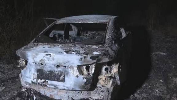 Polícia localiza carro queimado que pode ter sido utilizado no assassinato de advogada