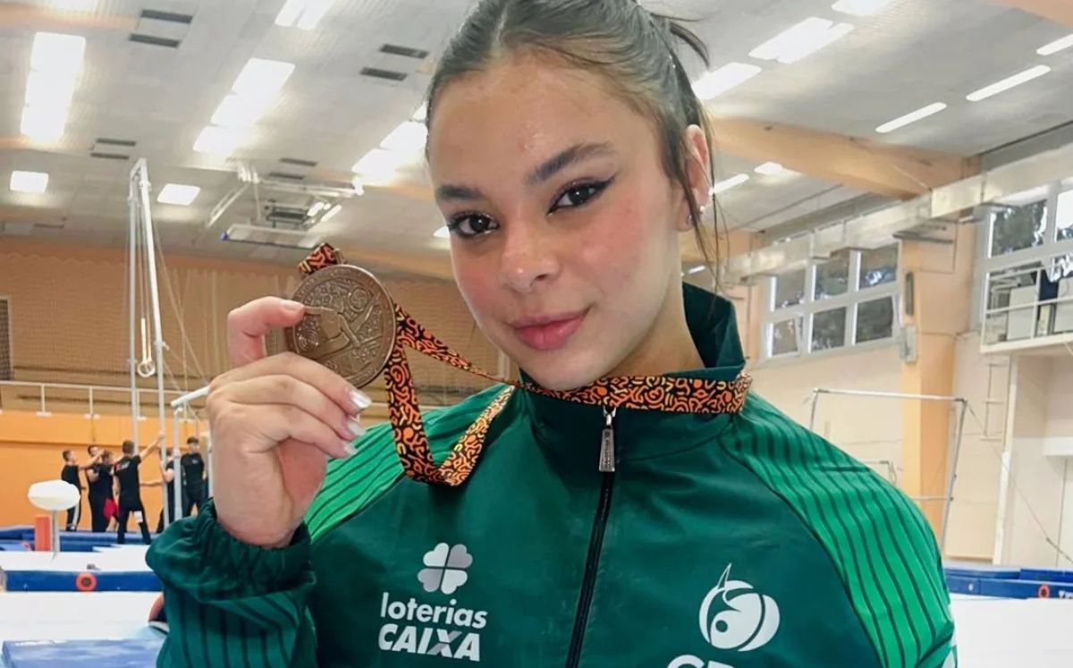 Jovem brasileira ganha primeiro bronze na Copa do Mundo de ginástica