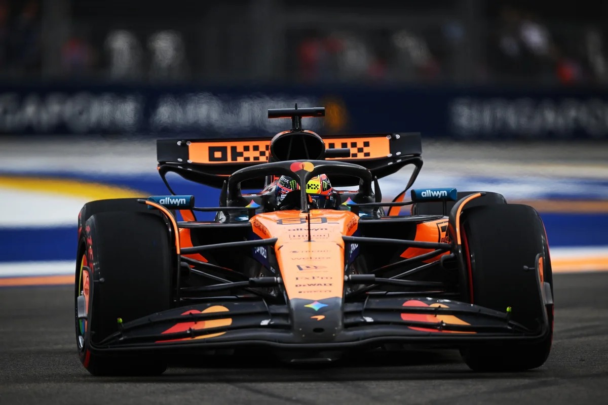 Piastri lidera TL2 em Singapura após acidente inusitado de Leclerc e Norris