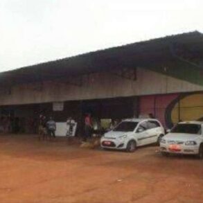 Jovem é morta a tiros em frente à rodoviária de Barra do Bugres