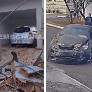 Motorista foge após perder o controle do carro, destróir muro e invadir residência