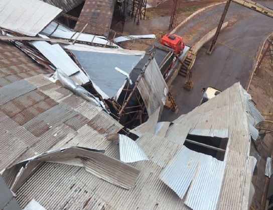 Vendaval Destrói Empresas em Cuiabá