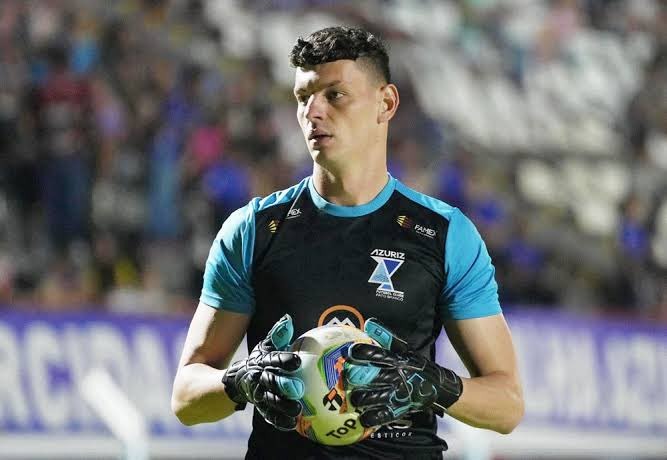 Goleiro aciona Justiça contra Cuiabá e pede rescisão de contrato por salários atrasados