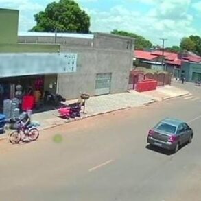 Menina de 11 anos é atropelada por carreta
