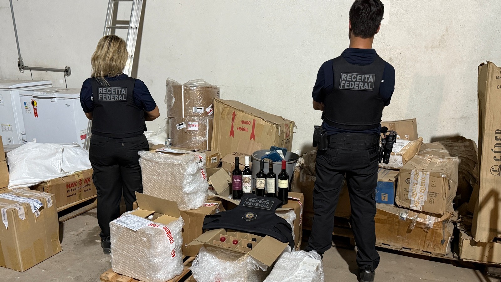 Receita Federal apreende R$ 60 mil em produtos ilegais