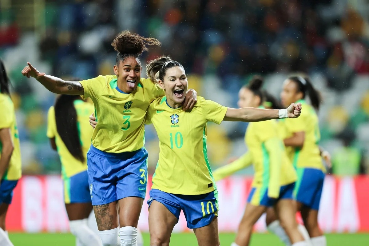 Brasil goleia Portugal por 5 a 0 e encerra temporada com show no futebol feminino; veja os gols